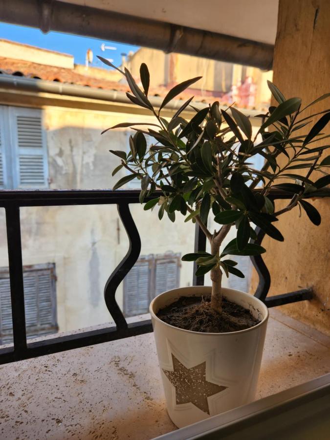 Apartamento Le Beffroi De Gaston Climatise Aix-en-Provence Exterior foto